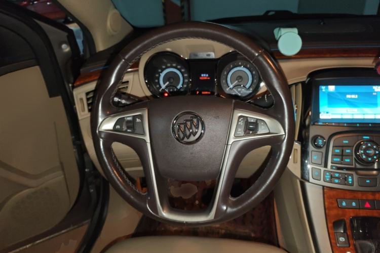 Used Buick LaCrosse 2012 2.4L SIDI Haoya Edition Steering Wheel