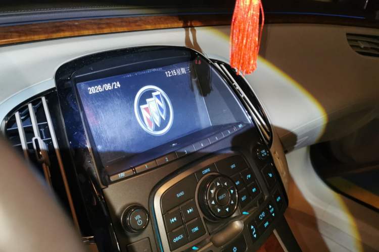 Used Buick LaCrosse 2012 2.4L SIDI Haoya Edition Audio And AC Panel