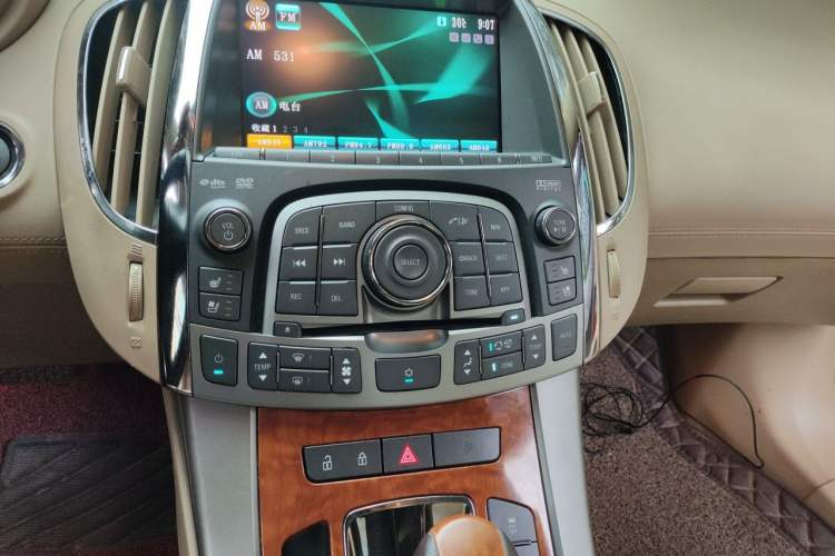 Used Buick LaCrosse 2012 2.4L SIDI Luxury Edition Audio And AC Panel