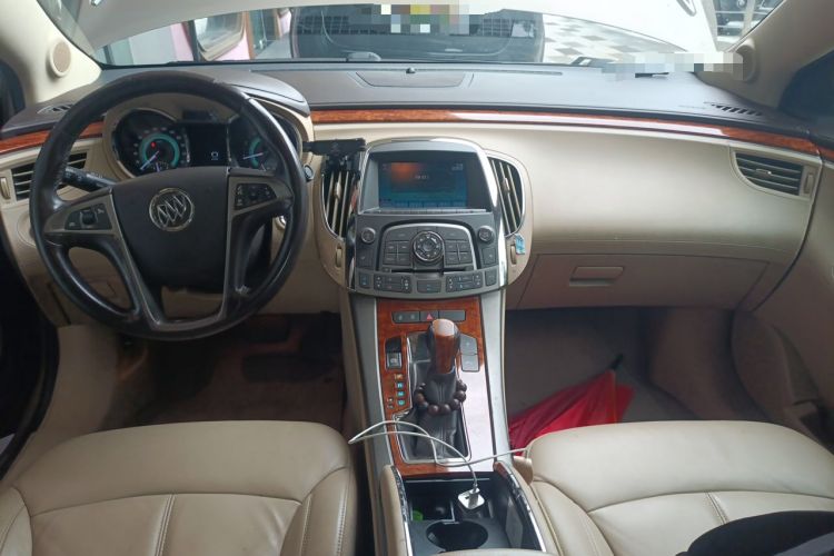 Used Buick LaCrosse 2012 2.4L SIDI Haoya Edition Center Console