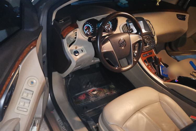 Used Buick LaCrosse 2012 2.4L SIDI Haoya Edition Driver Seat
