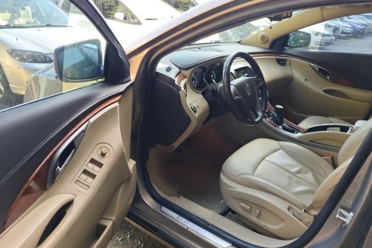 Used Buick LaCrosse 2012 2.4L SIDI Haoya Edition Driver Seat