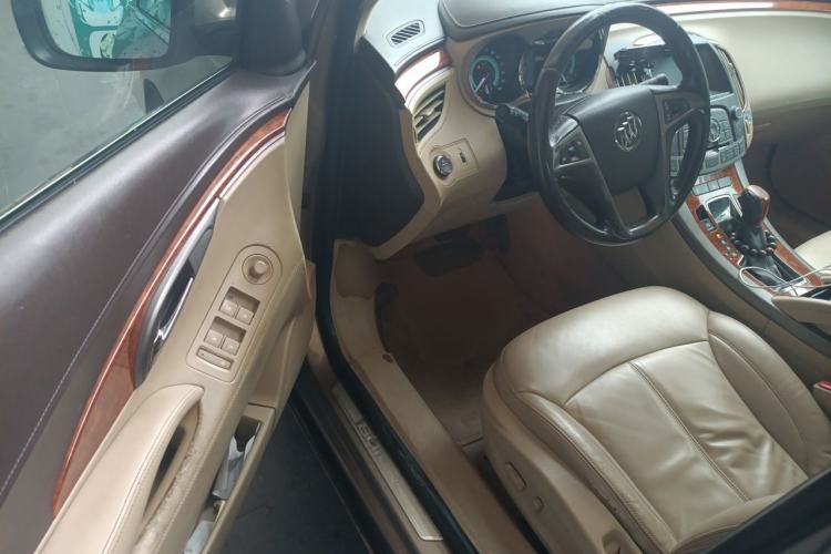 Used Buick LaCrosse 2012 2.4L SIDI Haoya Edition Driver Seat