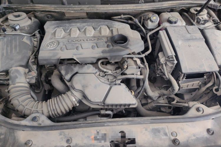 Used Buick LaCrosse 2012 2.4L SIDI Luxury Edition Engine Bay