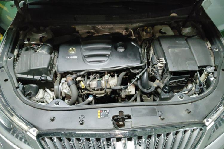 Used Buick LaCrosse 2012 2.0T Haoya Edition Engine Bay