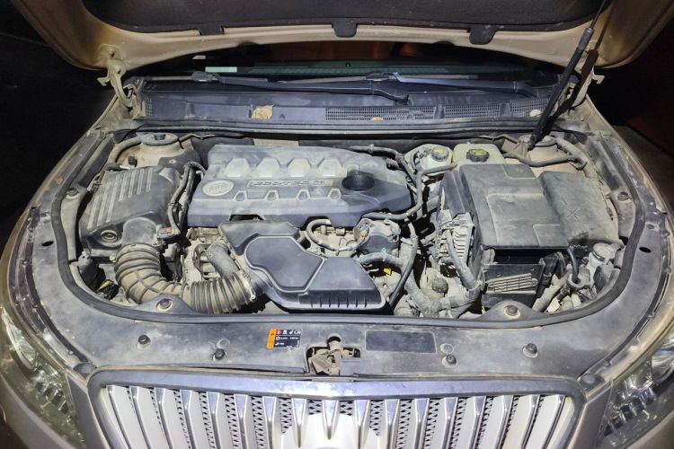 Used Buick LaCrosse 2012 2.4L SIDI Haoya Edition Engine Bay