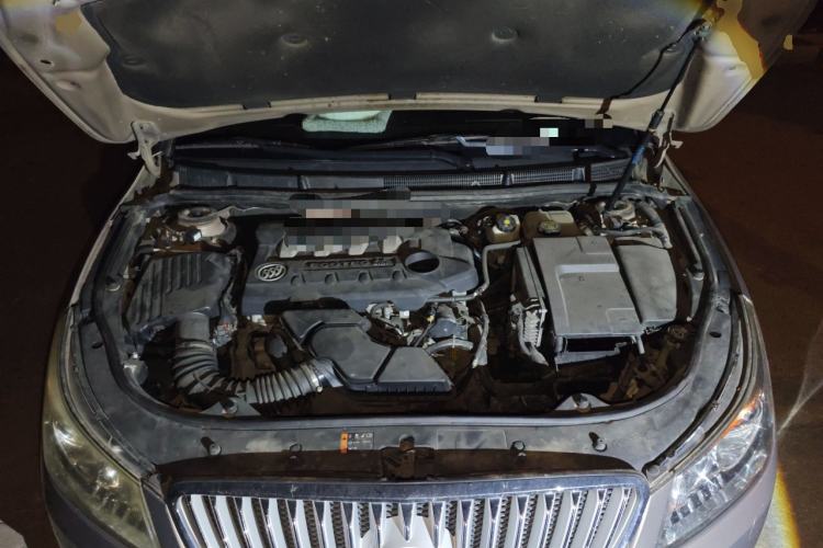 Used Buick LaCrosse 2012 2.4L SIDI Luxury Edition Engine Bay