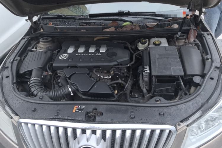 Used Buick LaCrosse 2012 eAssist 2.4L Elegance Edition Engine Bay