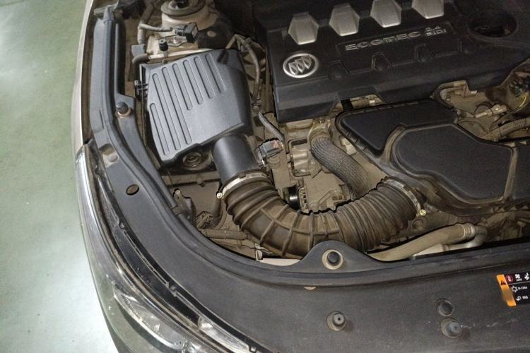 Used Buick LaCrosse 2012 2.4L SIDI Luxury Edition Engine Bay Right