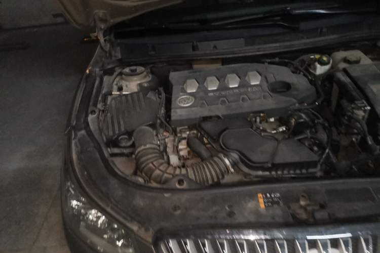 Used Buick LaCrosse 2012 2.4L SIDI Haoya Edition Engine Bay Right