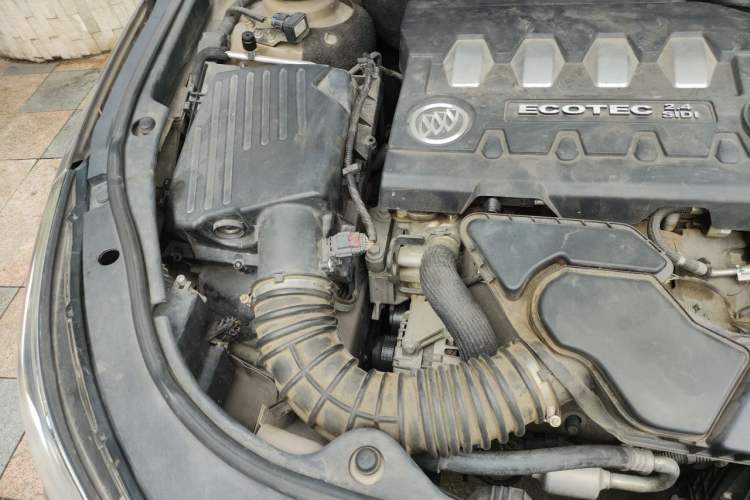 Used Buick LaCrosse 2012 2.4L SIDI Luxury Edition Engine Bay Right