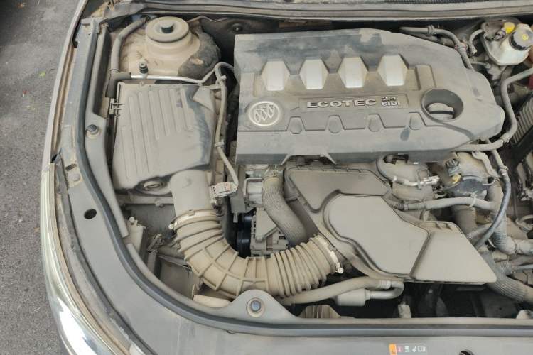 Used Buick LaCrosse 2012 2.4L SIDI Haoya Edition Engine Bay Right