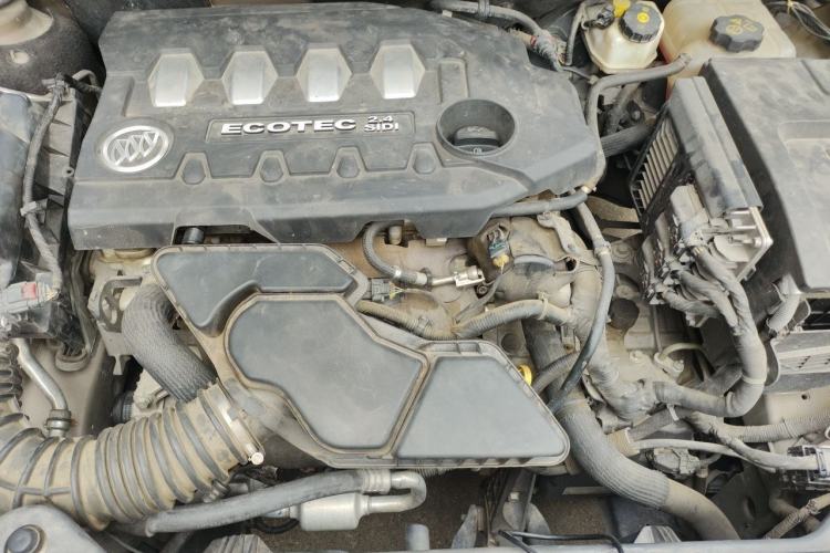 Used Buick LaCrosse 2012 2.4L SIDI Luxury Edition Engine Bay