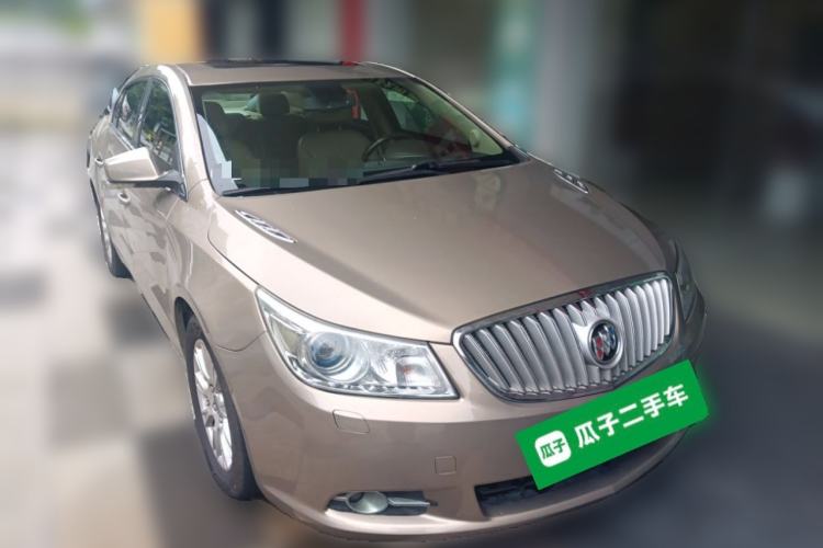 Used Buick LaCrosse 2012 2.4L SIDI Haoya Edition Front Right 45 Deg