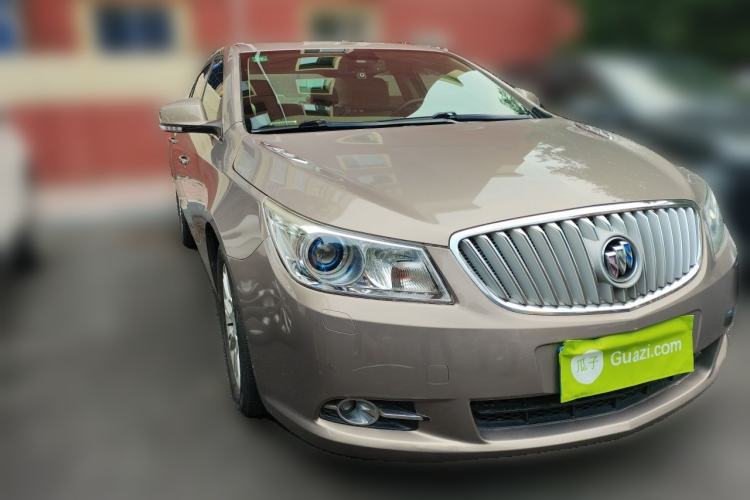 Used Buick LaCrosse 2012 2.4L SIDI Haoya Edition Front Right 45 Deg