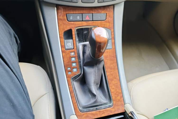 Used Buick LaCrosse 2012 2.4L SIDI Haoya Edition Gear Lever