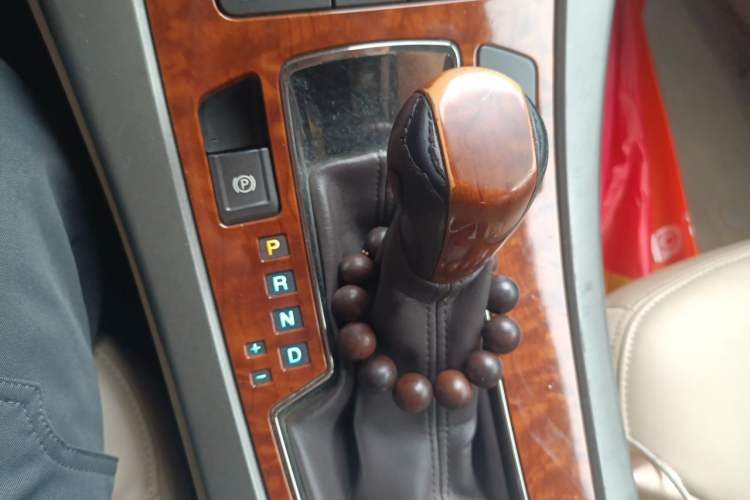 Used Buick LaCrosse 2012 2.4L SIDI Haoya Edition Gear Lever