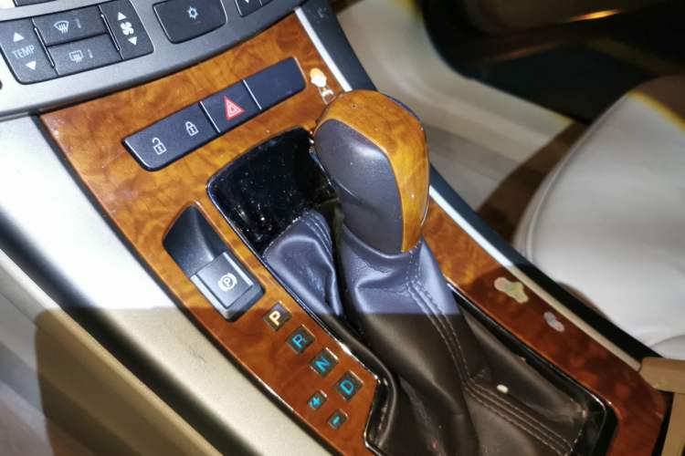 Used Buick LaCrosse 2012 2.4L SIDI Haoya Edition Gear Lever