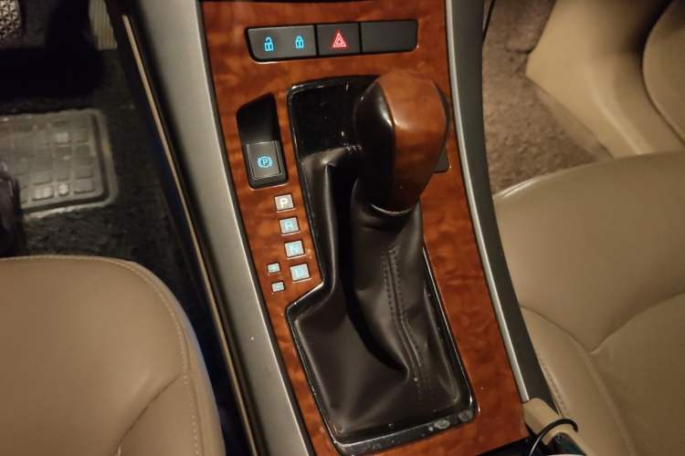 Used Buick LaCrosse 2012 2.4L SIDI Haoya Edition Gear Lever