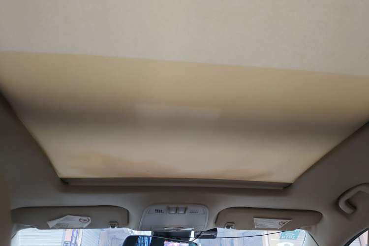 Used Buick LaCrosse 2012 2.4L SIDI Elegant Edition Headliner