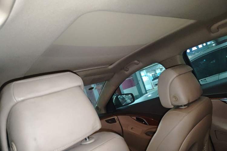 Used Buick LaCrosse 2012 2.4L SIDI Elegant Edition Headliner