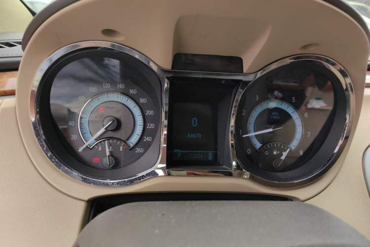 Used Buick LaCrosse 2012 2.4L SIDI Elegant Edition Instrument Cluster