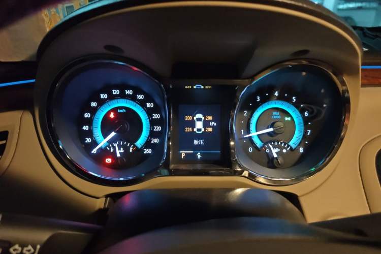 Used Buick LaCrosse 2012 2.4L SIDI Haoya Edition Instrument Cluster