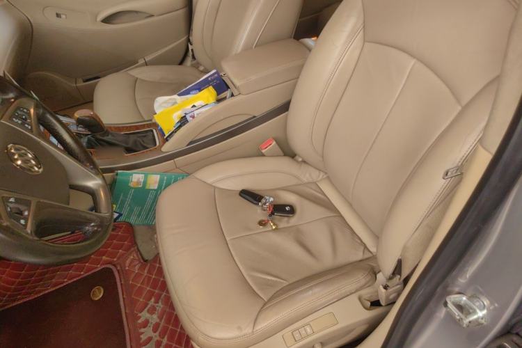 Used Buick LaCrosse 2012 2.4L SIDI Luxury Edition Left Front Seat