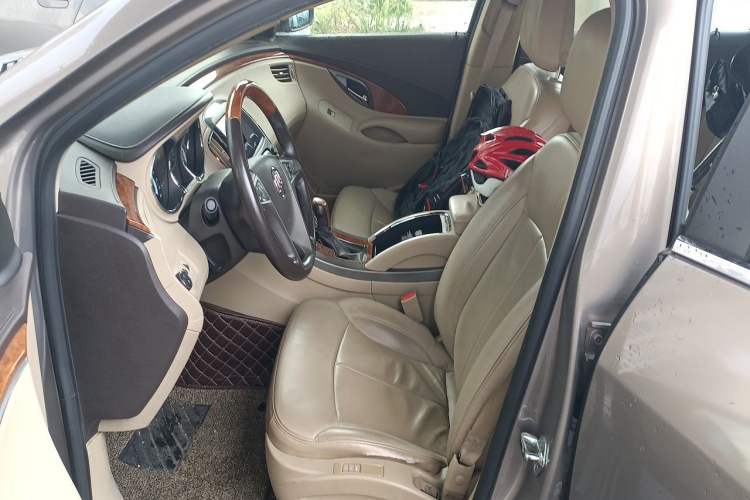 Used Buick LaCrosse 2012 2.4L SIDI Luxury Edition Left Front Seat
