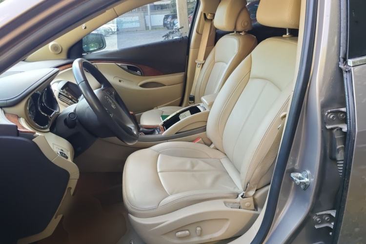 Used Buick LaCrosse 2012 2.4L SIDI Haoya Edition Left Front Seat