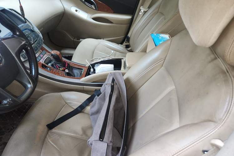 Used Buick LaCrosse 2012 2.4L SIDI Haoya Edition Left Front Seat