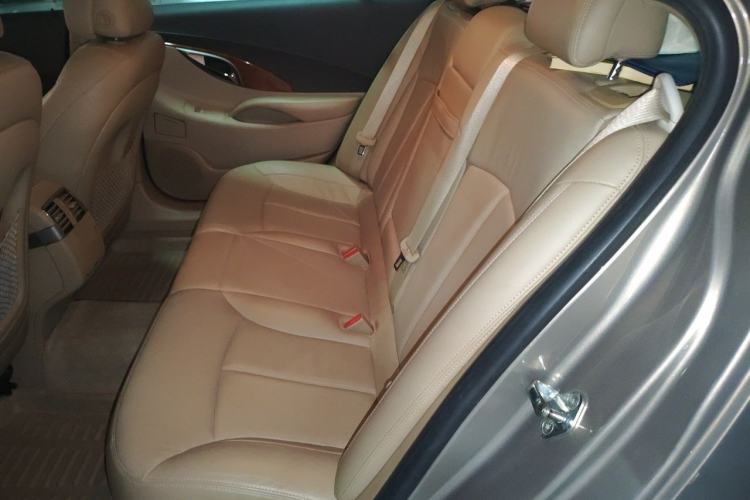 Used Buick LaCrosse 2012 2.4L SIDI Elegant Edition Left Rear Seat