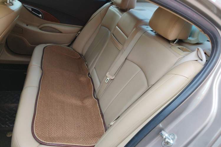 Used Buick LaCrosse 2012 2.4L SIDI Luxury Edition Left Rear Seat