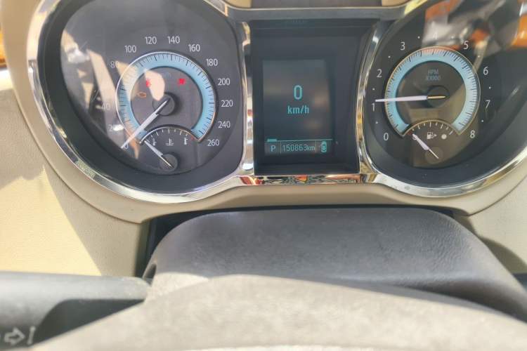 Used Buick LaCrosse 2012 2.4L SIDI Elegant Edition Odometer Close Up