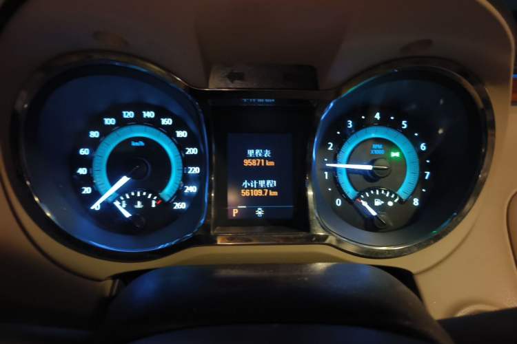 Used Buick LaCrosse 2012 2.4L SIDI Haoya Edition Odometer Close Up