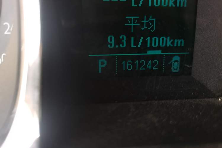 Used Buick LaCrosse 2012 2.4L SIDI Elegant Edition Odometer Close Up