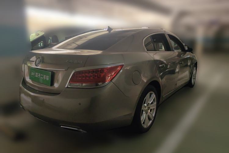 Used Buick LaCrosse 2012 2.4L SIDI Luxury Edition Rear Right 45 Deg