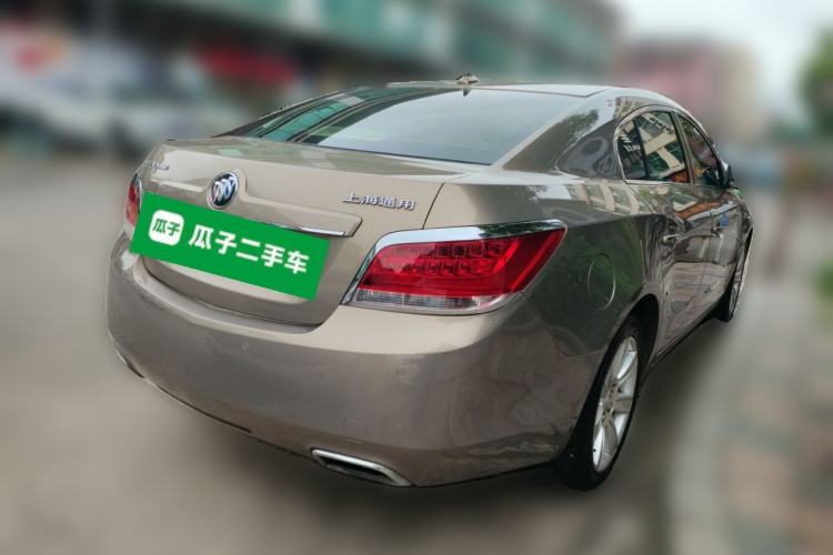 Used Buick LaCrosse 2012 2.4L SIDI Luxury Edition Rear Right 45 Deg