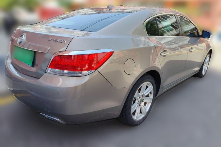 Used Buick LaCrosse 2012 2.4L SIDI Luxury Edition Rear Right 45 Deg