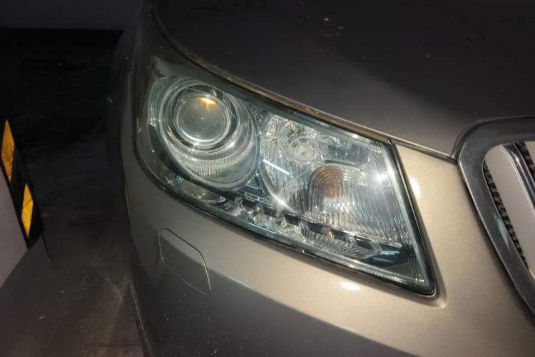Used Buick LaCrosse 2012 2.4L SIDI Haoya Edition Right Front Headlight