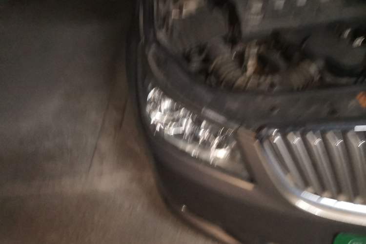 Used Buick LaCrosse 2012 2.4L SIDI Haoya Edition Right Front Headlight