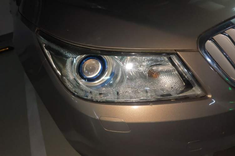 Used Buick LaCrosse 2012 2.4L SIDI Haoya Edition Right Front Headlight