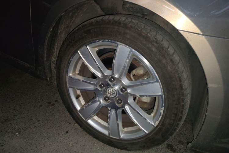 Used Buick LaCrosse 2012 3.0L Flagship Edition Right Front Wheel Hub