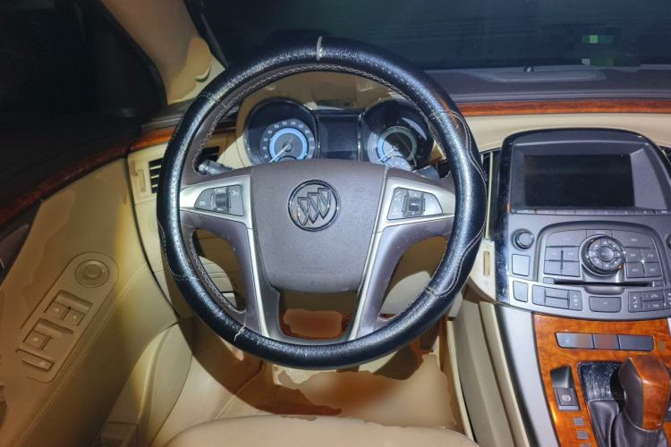 Used Buick LaCrosse 2012 2.4L SIDI Haoya Edition Steering Wheel