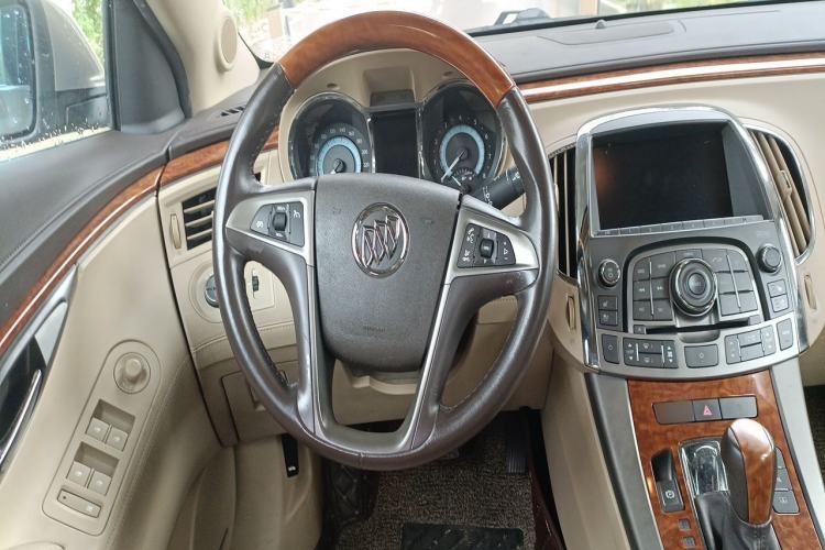 Used Buick LaCrosse 2012 2.4L SIDI Luxury Edition Steering Wheel