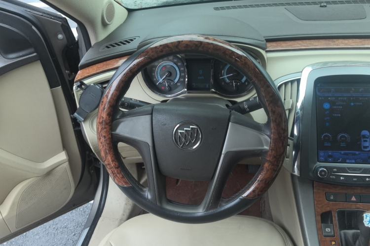 Used Buick LaCrosse 2012 eAssist 2.4L Elegance Edition Steering Wheel