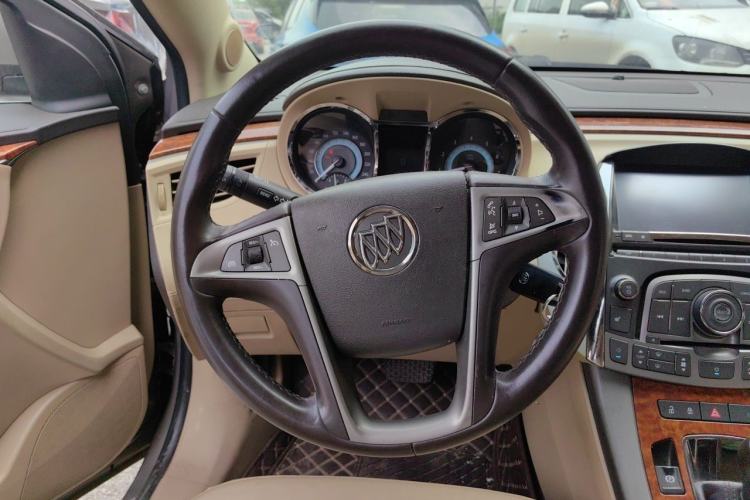 Used Buick LaCrosse 2012 2.4L SIDI Elegant Edition Steering Wheel