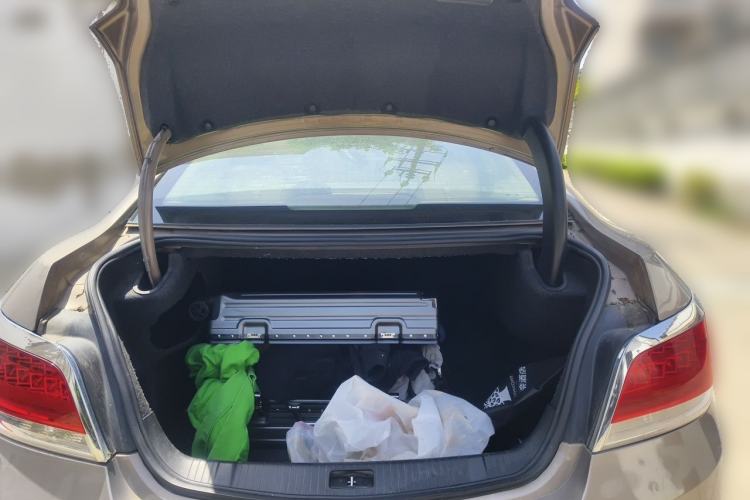 Used Buick LaCrosse 2012 2.4L SIDI Elegant Edition Trunk