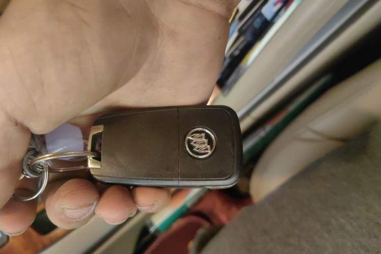 Used Buick LaCrosse 2012 2.4L SIDI Luxury Edition Vehicle Key