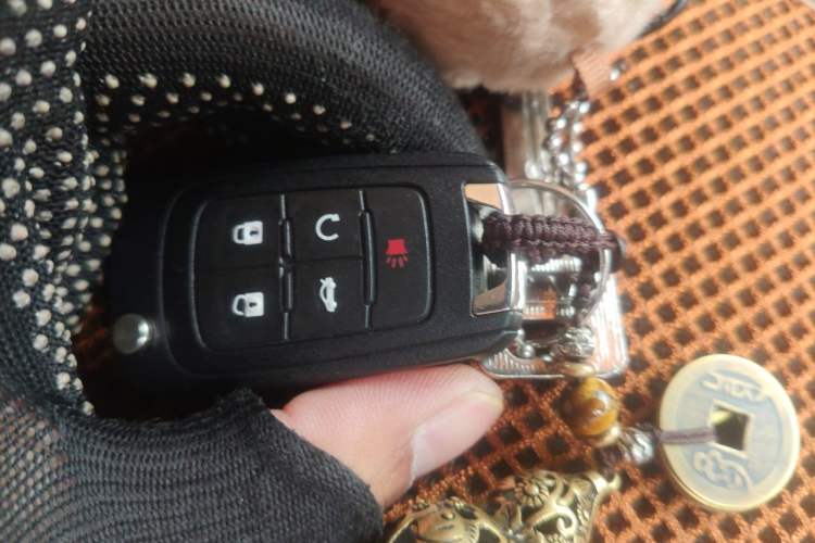 Used Buick LaCrosse 2012 2.4L SIDI Haoya Edition Vehicle Key